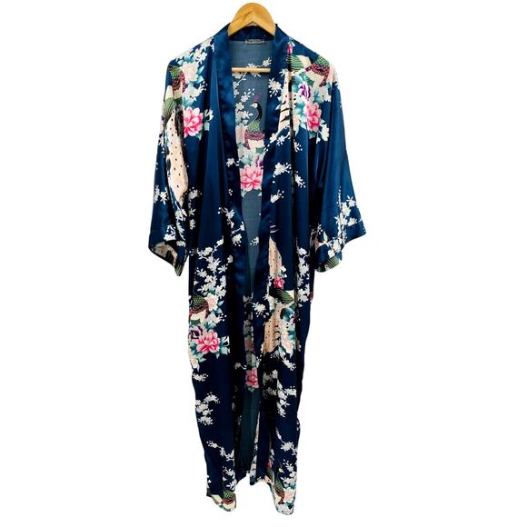 Kim + Ono Blue floral Long Kimono Robe - Picture 1 of 5